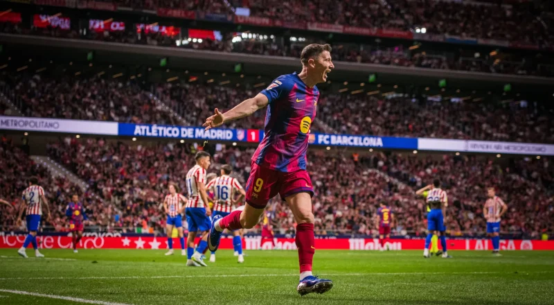 Lewandowski Bersinar, Barcelona Bungkam Atletico 2-1 di La Liga